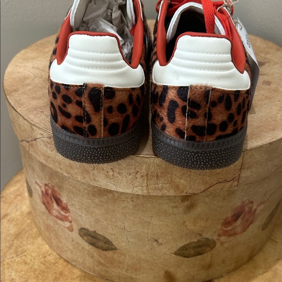 Adidas Samba Sneakers - Picture 3 of 12